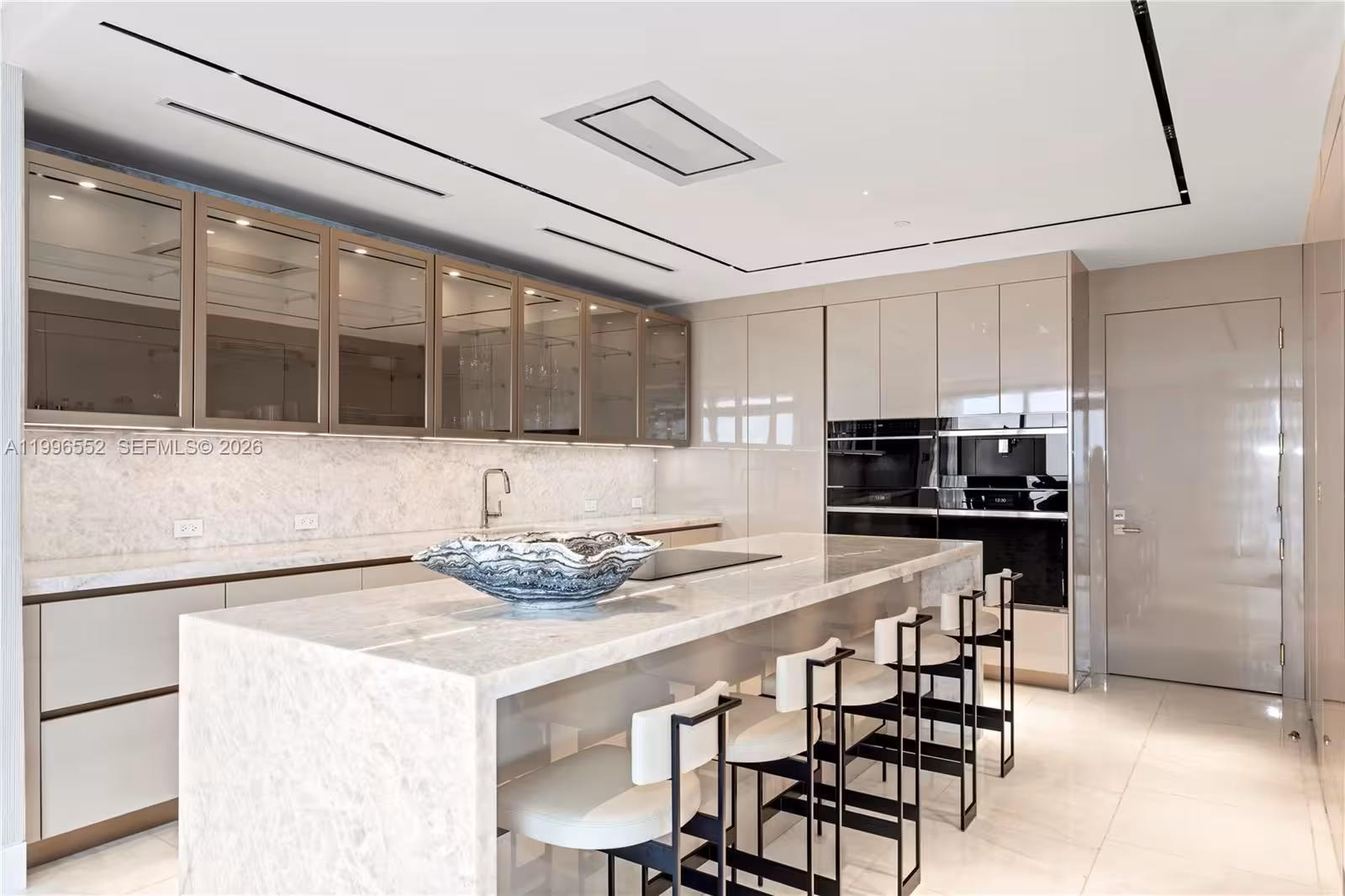 Chef's kitchen